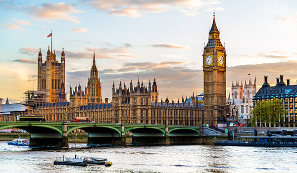 Utazási és repülőjegy foglalási információk Londonba, Angliába